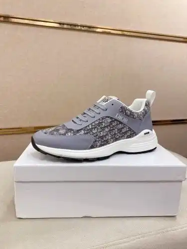 Dior* Men's Code: 0718B50 Size: 38-44