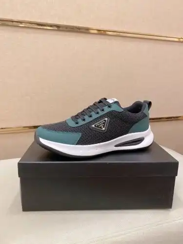 Prada* Men's Model Code: 0718B50 Size: 38-44