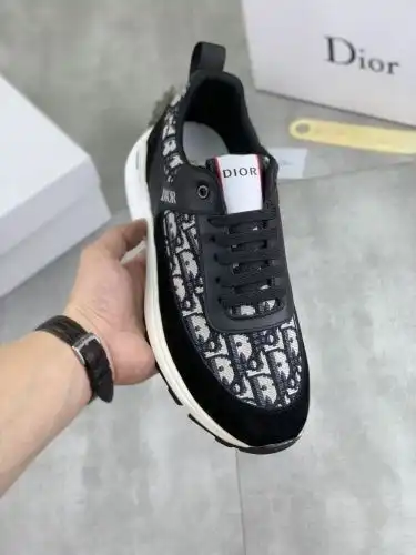 Dior* Men's Code: 0626B50 Size: 38-45 (45 customized without return)