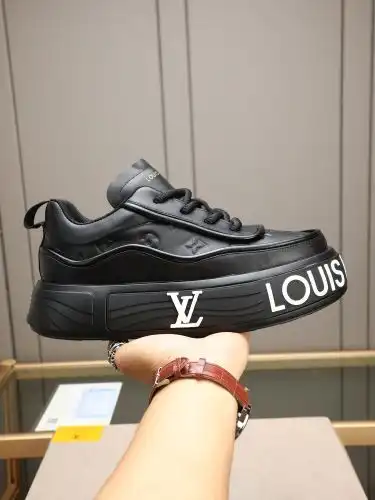 LV* Men's Model Code: 0912C10 Size: 39-44 (38 45 customized)