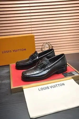 LV* Men's Code: 0724B90 Size: 38-44 (45 Custom made without return)