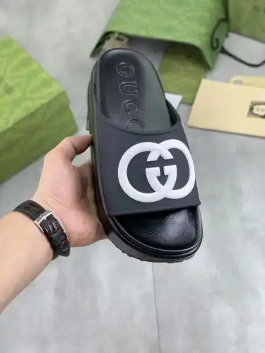 Guqi* Couple model Code: 0716A90 Size: 35-44 (45 46 Custom made without return)