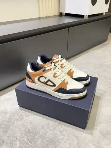 Dior* Men's Code: 0913B60 Size: 38-44