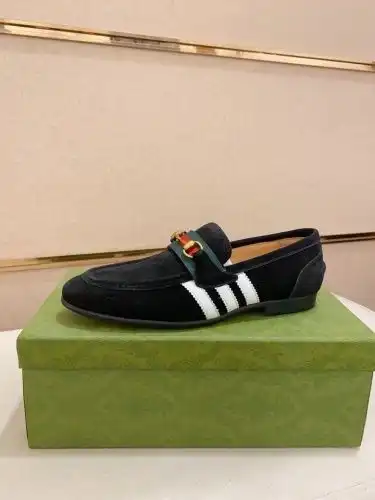 Guchi* Men's Code: 0824B Size: 38-44