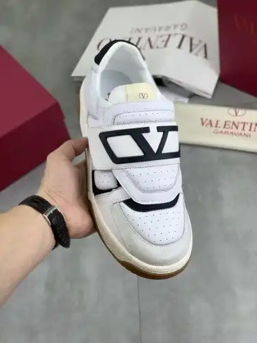 Valentino* Men's Model Code: 0716C60 Size: 38-44 (45 46 Custom made without return)