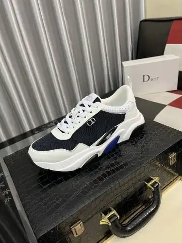 Dior* Men's Code: 0724B60 Size: 38-44
