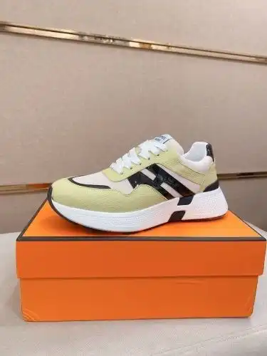 Hermes* Men's Code: 05C10 Size: 38-44 (45 customized products without return)