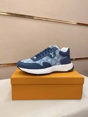 LV* Men's Model Code: 0905B60 Size: 38-44 (45 customized)