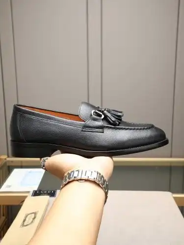 Guqi* Men's Code: 09B Size: 38-44 (45 customized products without return)