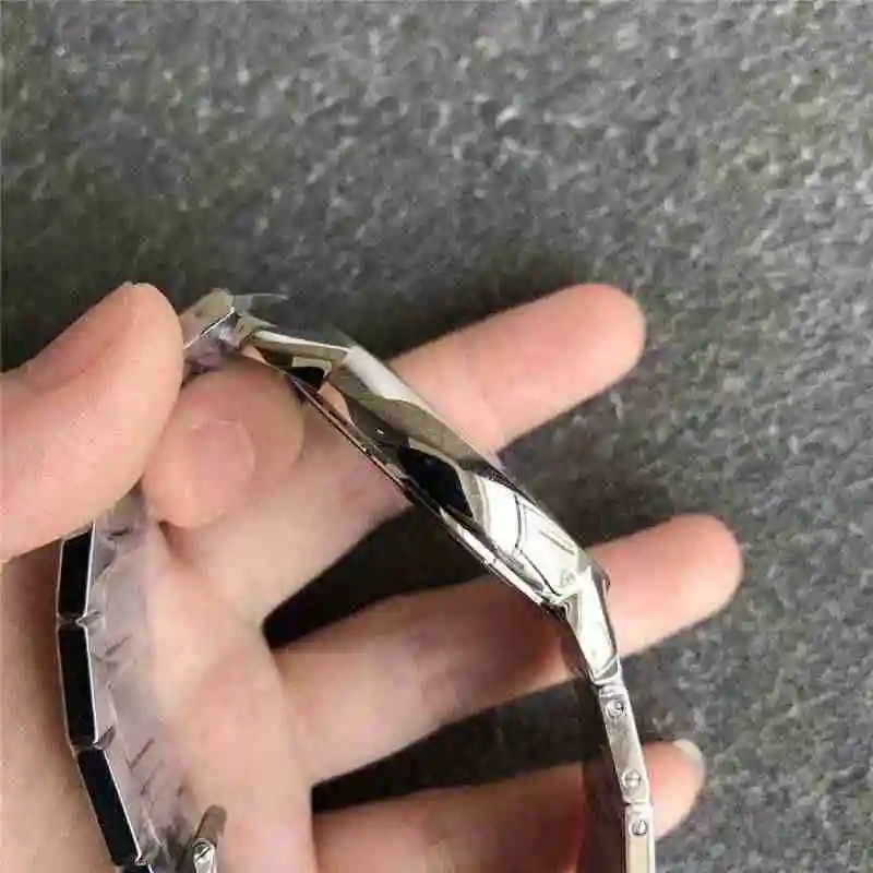 卡地亚伦敦男表系列 腕表尺寸42mmX8.36mm (14).webp