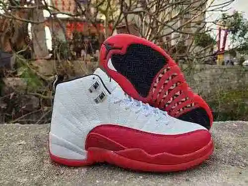AJ12 White Red 40-47