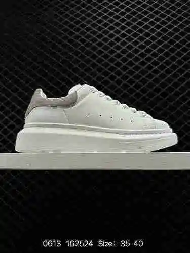 120 Italian luxury brand Alexander McQueen Sole Leather Sneakers low top fashion thick soled casual 