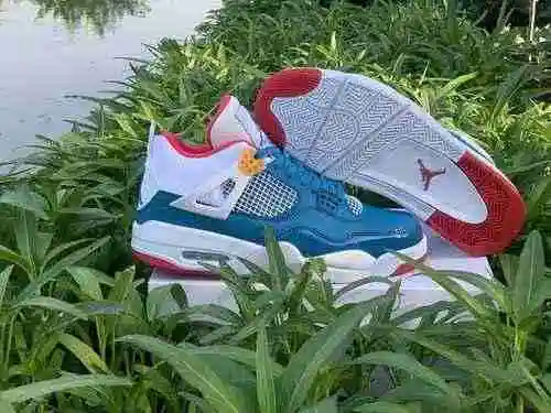 Air Jordan 4 