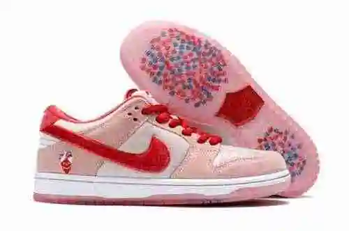 StrangeLove x Nike SB Dunk Low 36-40