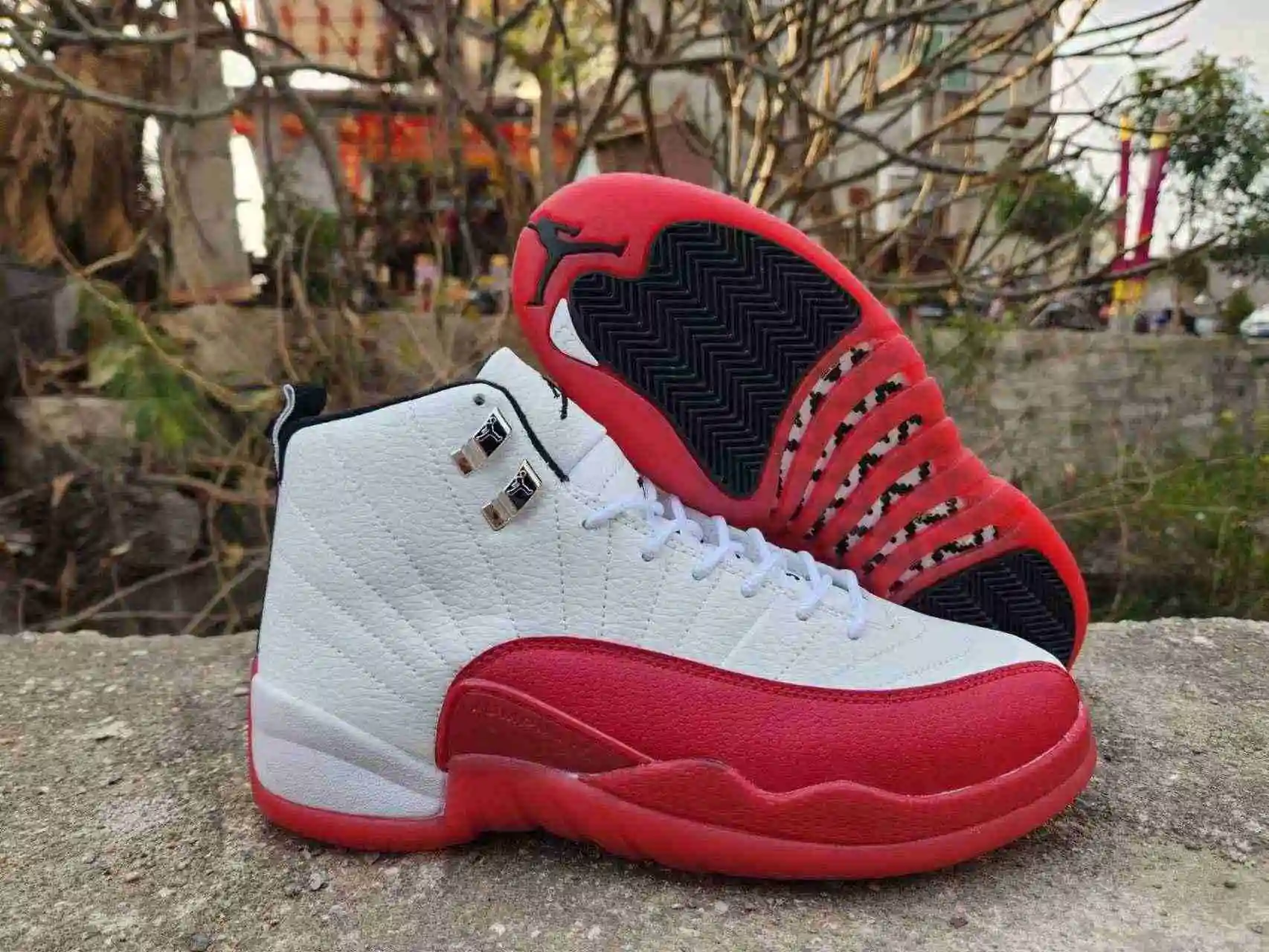 AJ12白红40--47