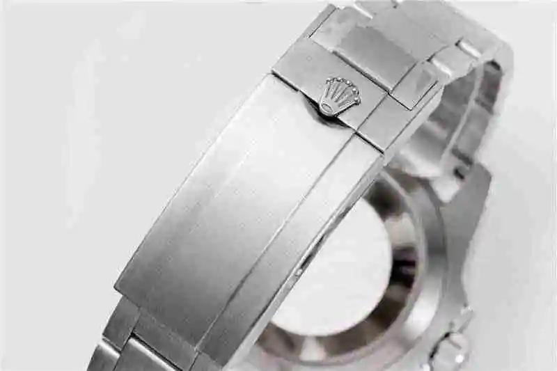 劳力士SUB潜航者后镶钻定制版 40mm (9).webp