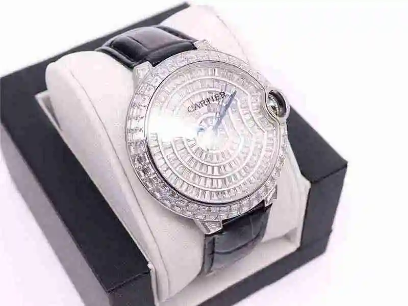 卡地亚Cartier蓝气球方钻满天星手表 42mm (30).webp