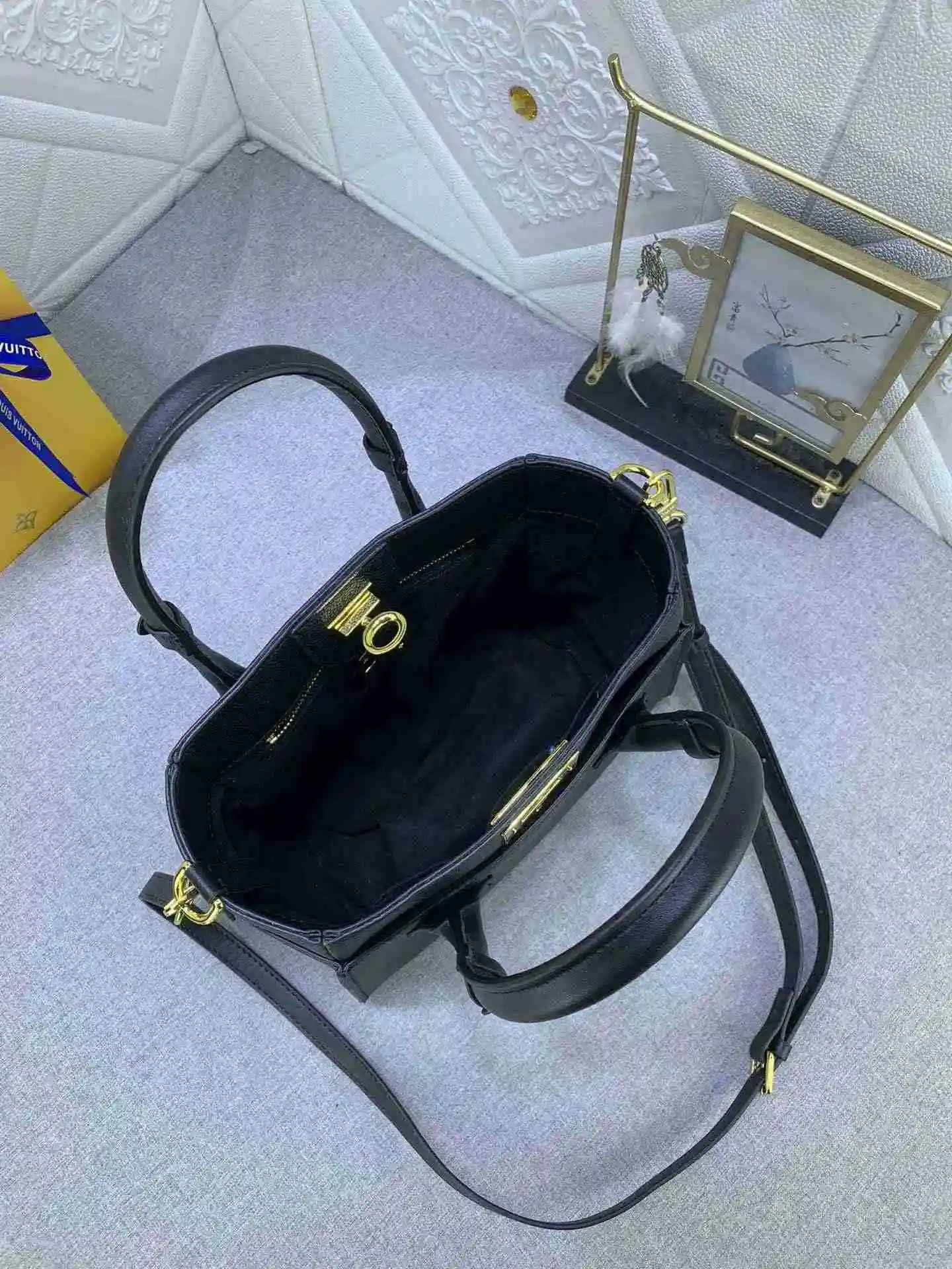 NF002750 (2).webp