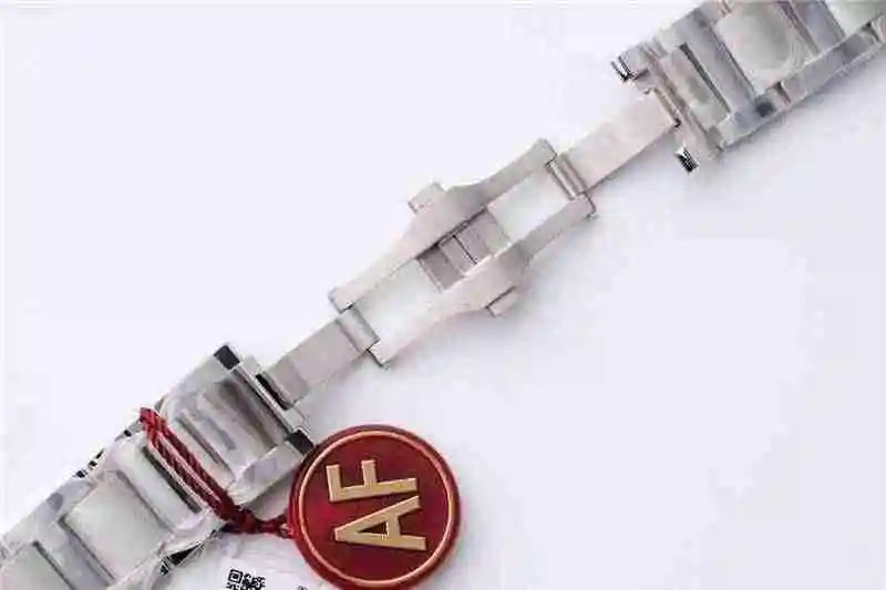 卡地亚最新版本42mm蓝汽球男表 (4).webp