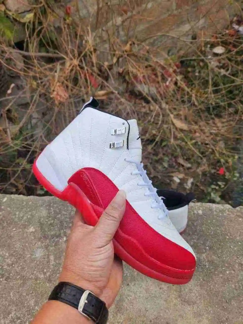 AJ12白红40--47
