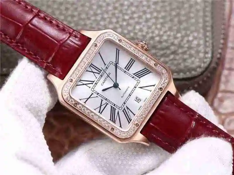 卡地亚Cartier山度士SANTOS-DUMONT 男款49mmX36mm厚度9mm，女款44mmX33mm厚度9mm (2).webp