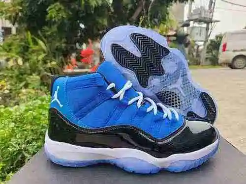 AIR JORDAN11 Jordan Dan 11th generation new color scheme men's shoes 40-47