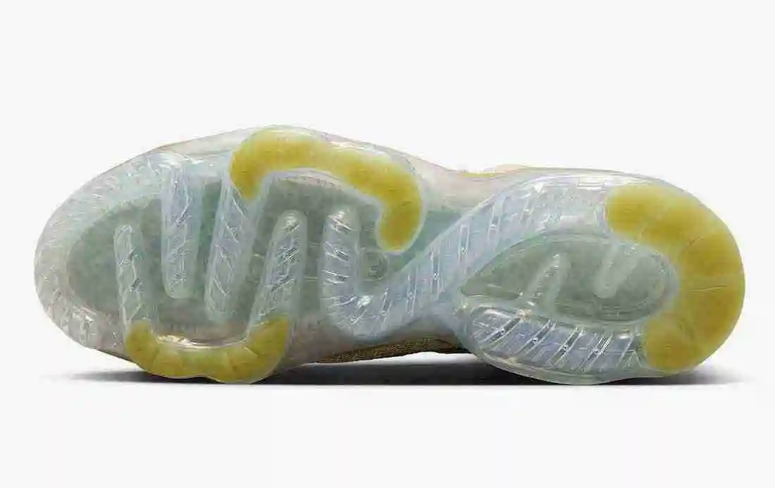 Nike-Air-VaporMax-2023-Flyknit-Tan-DV1678-100-1.webp