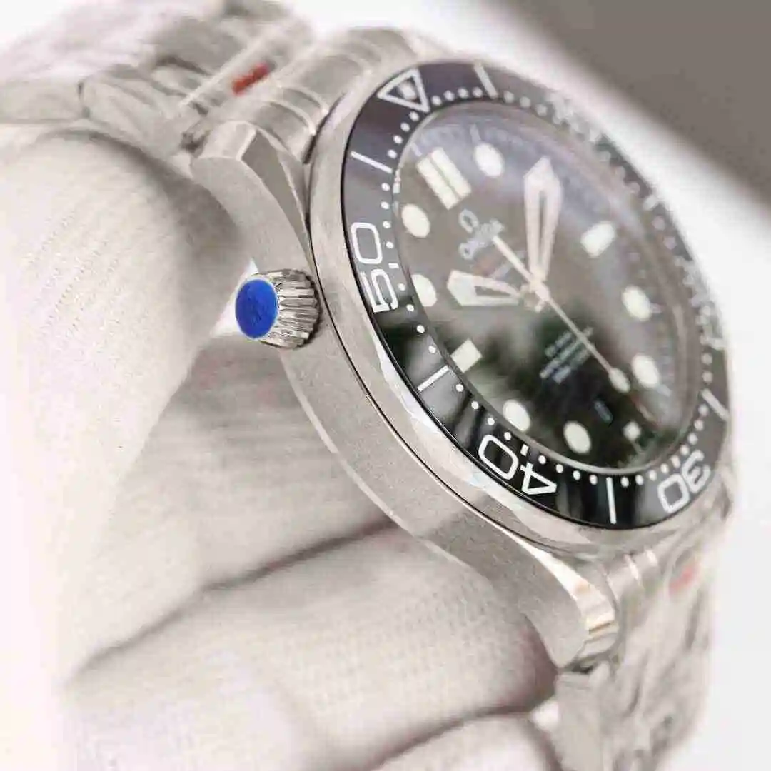 kk011500 (4).webp