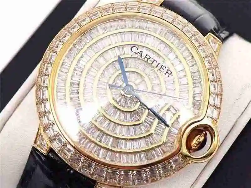 卡地亚Cartier蓝气球方钻满天星手表 42mm (52).webp