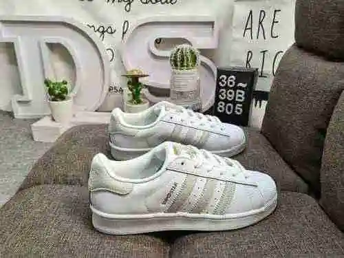 805DAdidas Three Leaf Grass Originals Superstar Shell Head Zapatos deportivos clásicos, versátiles e