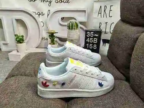 158DAdidas Three Leaf Grass Originals Superstar Shell Head Zapatos deportivos clásicos, versátiles e