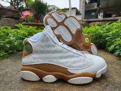 Jordan Dan 13th Generation White Clay Yellow 40-47