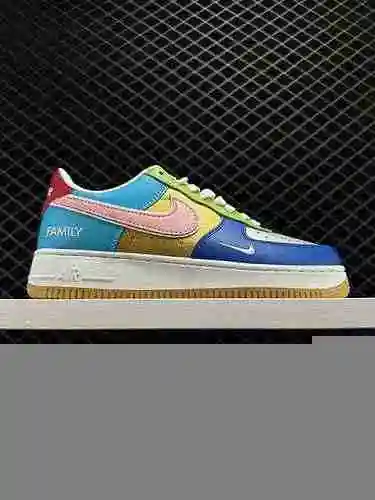 2 Zapatilla clásica Nike Air Force Lx Vandalized 'SailGreen' La característica más llamativa del Air