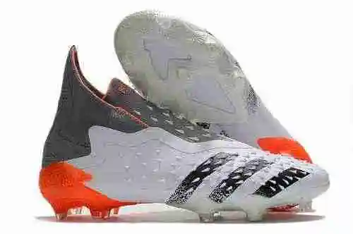 Arrived/inherited) Adidas enthusiast Whitespark suit knitting FG Football boot PREDATOR FREAK+FG39-4