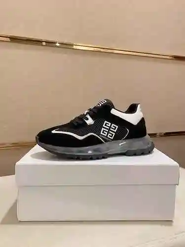 Zapato de hombre Givenchy Código: 0625C20 Talla: 38-44 (disponible para pedir 45 sin devolución ni c