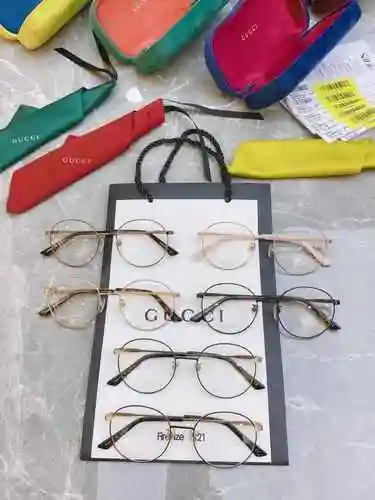 Las nuevas gafas para miopía circulares GUCCI en el sitio web oficial de las gafas para miopía 2610 