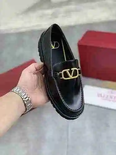 Valentino Pareja Código de estilo: 0606C10 Talla: 35-45 (Nota: 45 Personalizado)