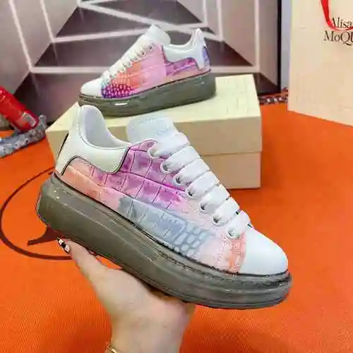 1661380 Las últimas zapatillas de la pareja de McQueen 35-44