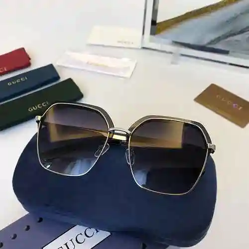 3240 Gafas Gucci Gucc * Gujia GG8207 Tamaño: 58 piezas 18-145, color particularmente hermoso, clásic
