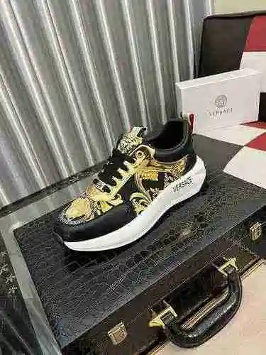 Zapato Versace Hombre Código: 0528B50 Talla: 38-44