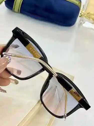 3240 Gafas Gucci GUCC *MODELO: GG0872TAMAÑO: 61 piezas 21-145