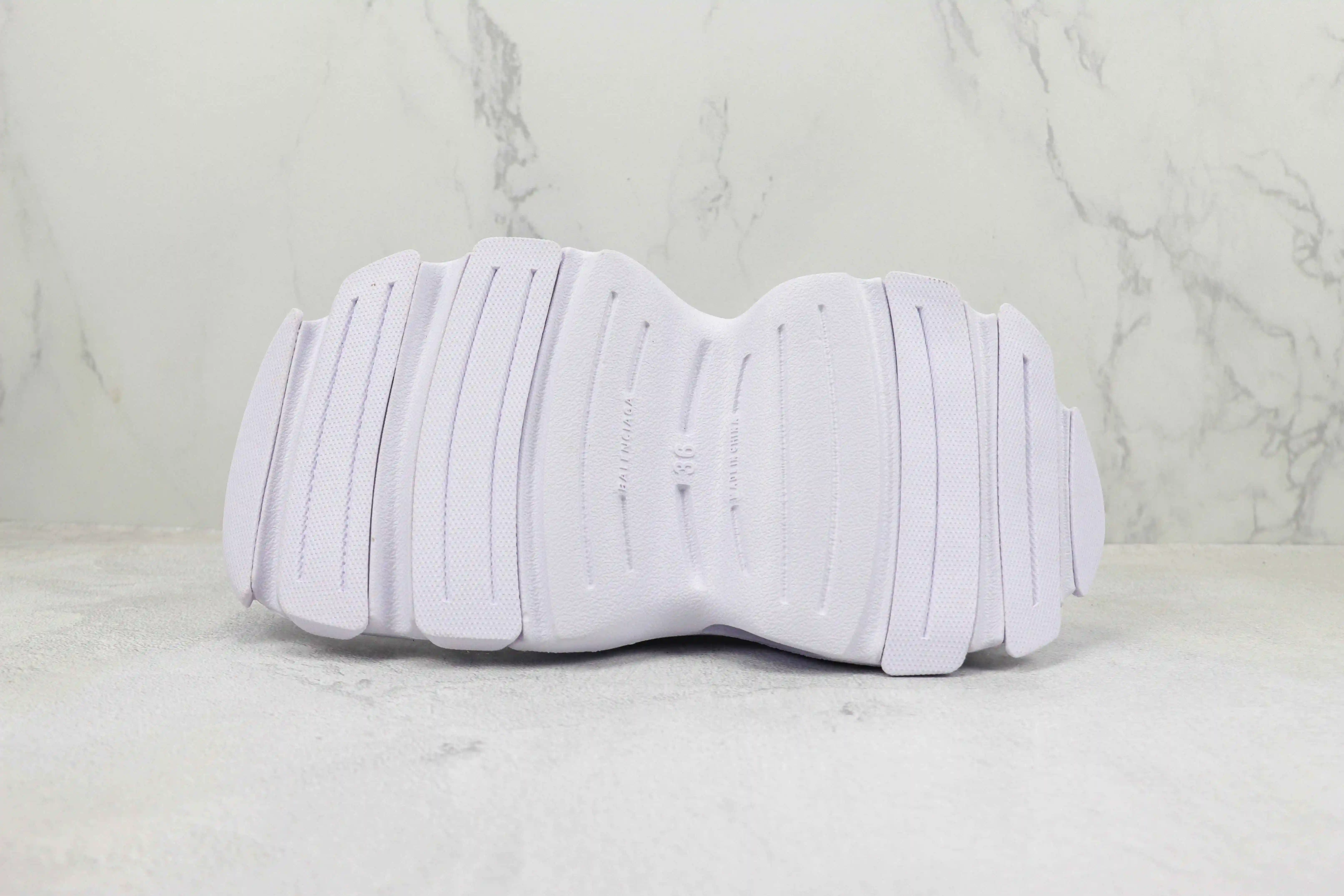 巴黎 凉鞋 A1 (3 - 9).webp