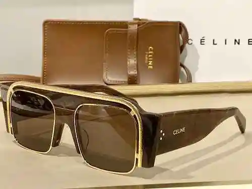 El tablero CELINE CL4046O de calidad original de p3780 tiene un fuerte sentido tridimensional. Mater