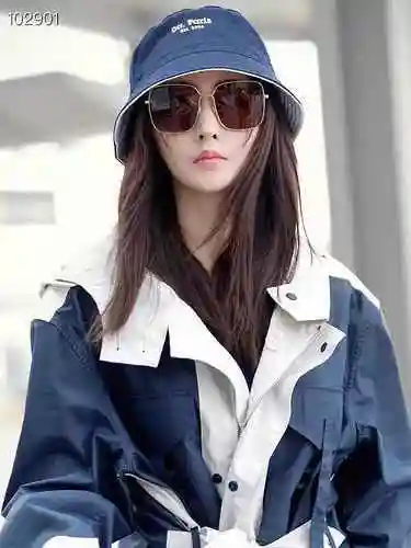 2070 Gafas de sol Gucci Alta calidad Original Nuevas gafas de sol originales pequeñas Gucci GG0443S 