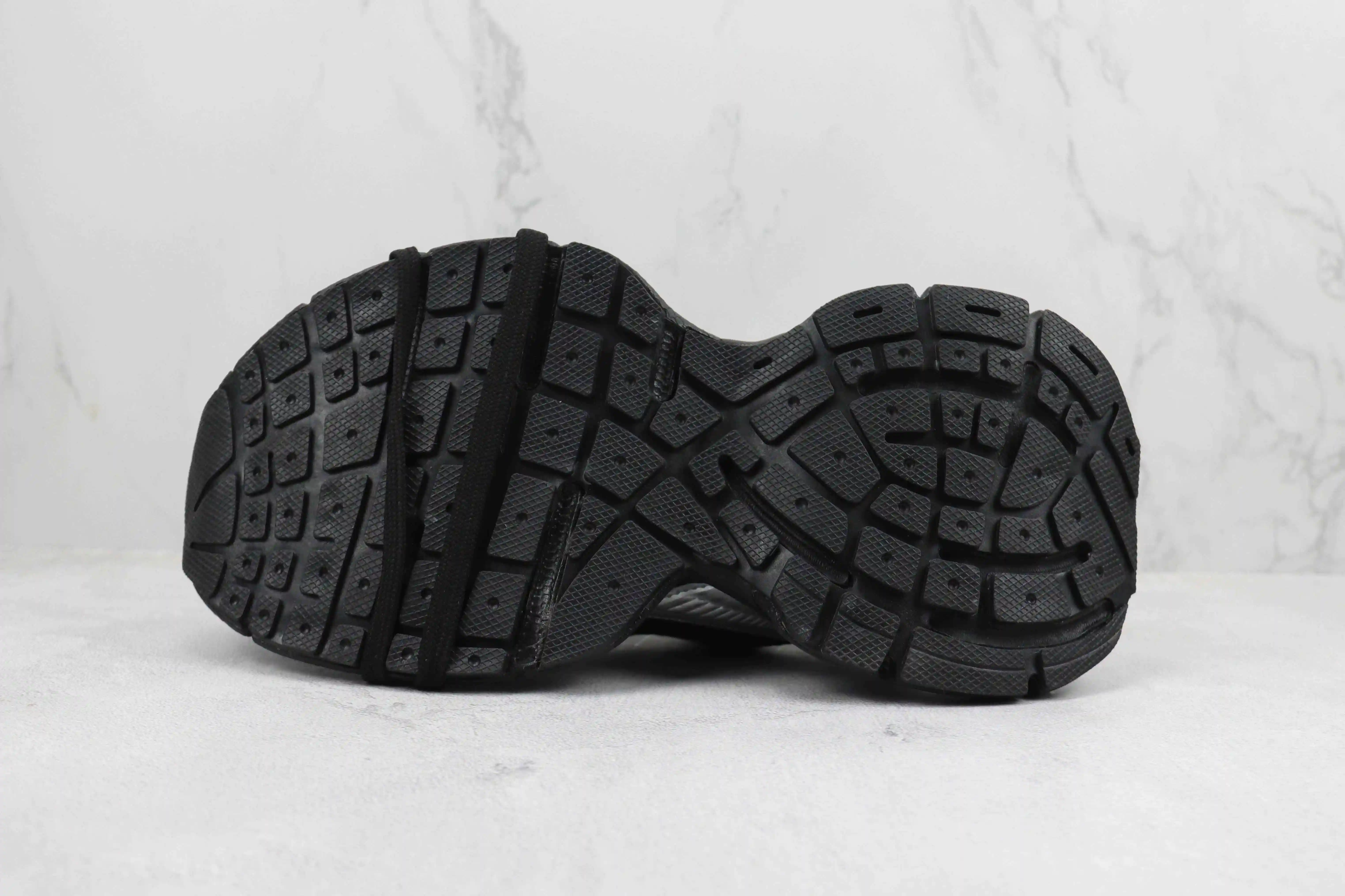巴黎世家 3XL (3 - 9).webp