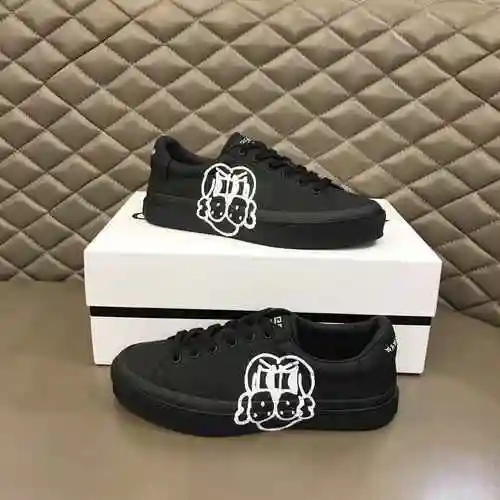 Zapato de hombre Givenchy Código: 0328B50 Talla: 38-45 (45 se puede personalizar)