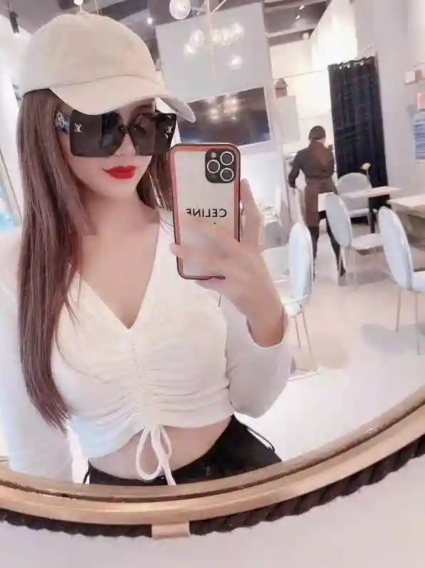 1.webp