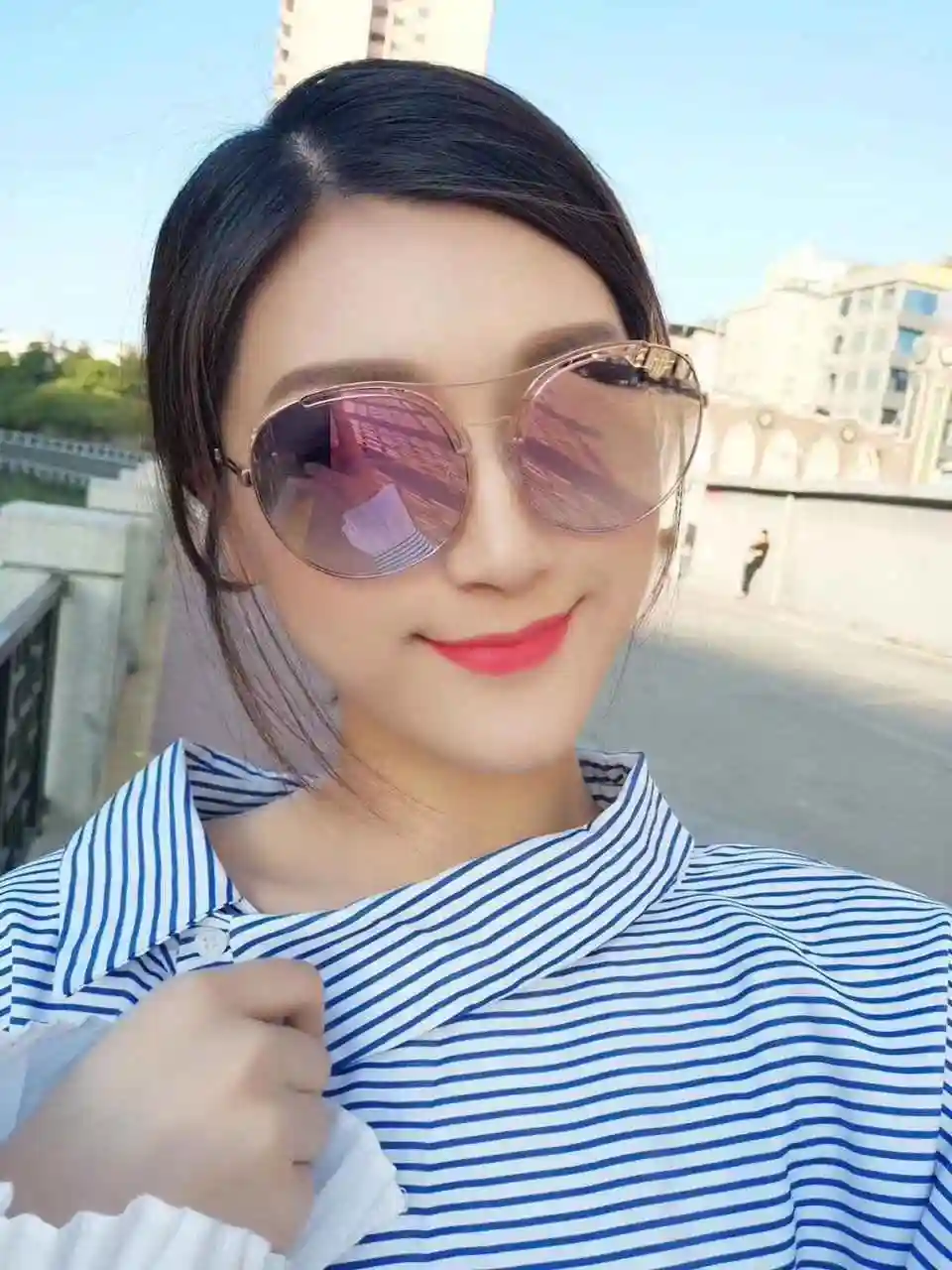 2.webp