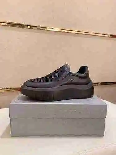 Zapato Prada Hombre Código: 0625B50 Talla: 38-44 (disponible para pedir 45 sin devolución ni cambio)