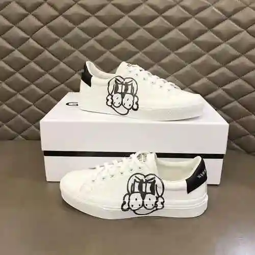 Zapato de hombre Givenchy Código: 0328B50 Talla: 38-45 (45 se puede personalizar)